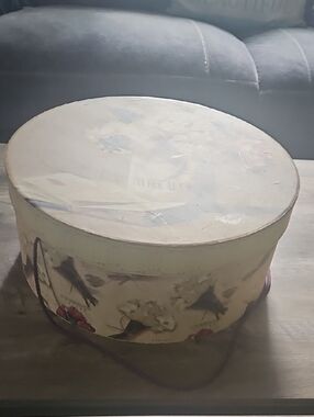Vintage-Inspired Cream Floral Decorative Round Box